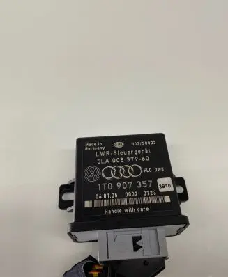 Volkswagen Golf V Light module LCM 1T0907357 5LA00837960