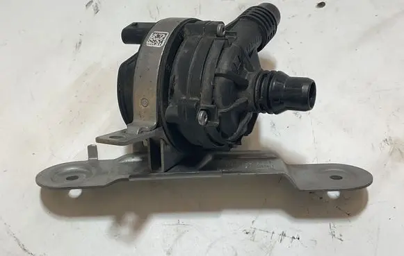 BMW 3 G20 G21 Electric auxiliary coolant/water pump 1151793517702