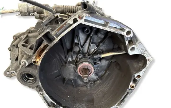 Nissan Tiida C11 Manual 5 speed gearbox TL4A118