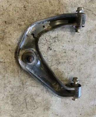 Nissan Navara D23 Front upper control arm/wishbone 