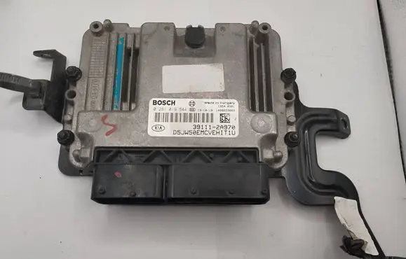 KIA Ceed Engine control unit/module 0281019544 391112A970 1039S59669