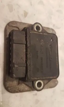 Volkswagen PASSAT B3 Ignition amplifier control unit 191905351B