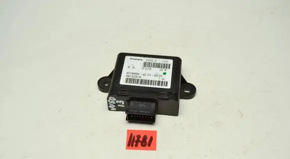 Volvo V50 Comfort/convenience module 4N5T9S338AA EAS32001 09753009905