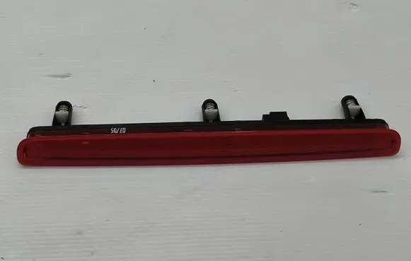 Volkswagen Multivan T5 Third/center stoplight 7E0945097