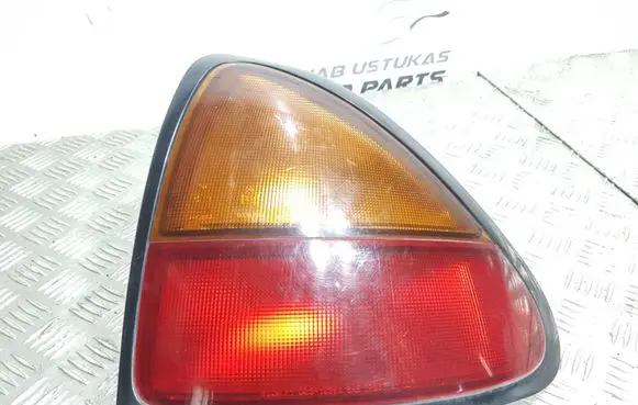 Mazda 323 Rear/tail lights 0431436R IP2ST91DOT 013096