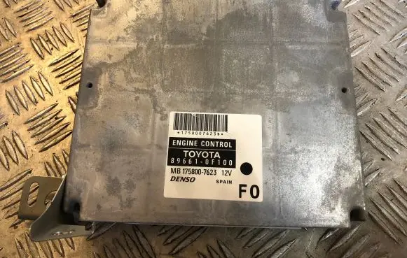 Toyota Corolla Verso AR10 Engine control unit/module 896610F100 1758007623 MB1758007623