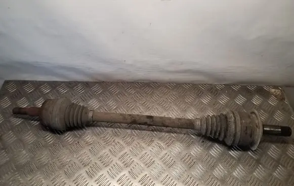 Chrysler 300 - 300C Rear driveshaft 04726035AD P04726035AD