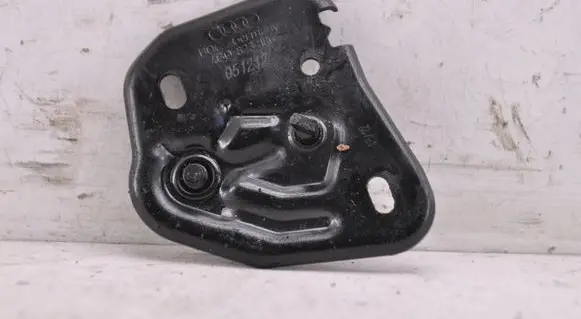 Audi Q3 8U Engine bonnet/hood lock/latch loop/hook 4G0823186