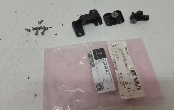Mercedes-Benz A W177 AMG Headlight/headlamp mounting bracket A1778201801