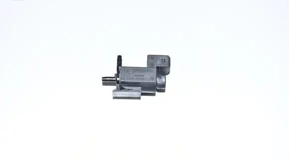 BMW 3 E90 E91 Valve vacuum 7810831
