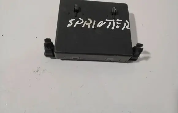 Mercedes-Benz Sprinter W906 Door control unit/module A9068204126 00005228D0