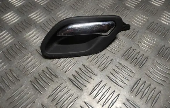BMW 5 E39 Front door interior handle 8125513