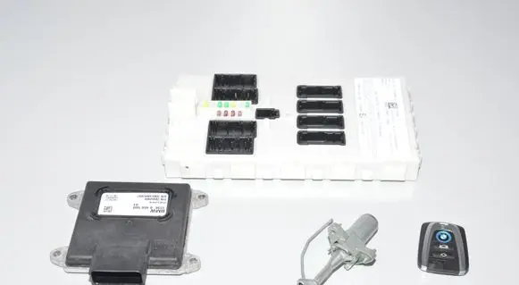 BMW i3 Engine ECU kit and lock set 8736965 9456560