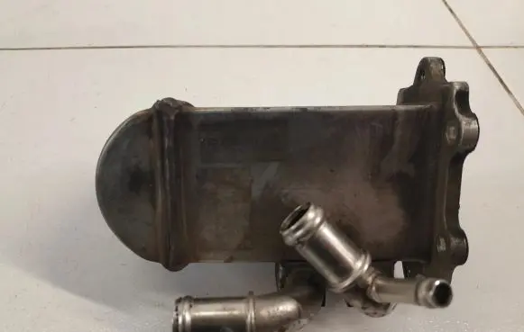 Audi Q7 4L EGR valve cooler BTW059131511