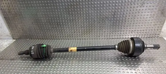 Mercedes-Benz R W251 Rear driveshaft S26372576 A2513500610