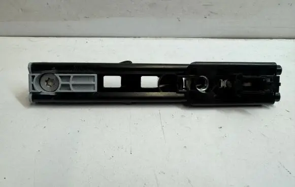 Mercedes-Benz CLS C218 X218 Seat belt adjustment rail 616582300A