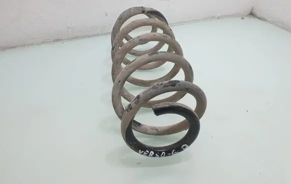 Toyota Verso Rear coil spring