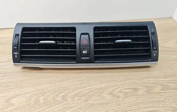 BMW X5 E70 Dash center air vent grill 9210705 9220101