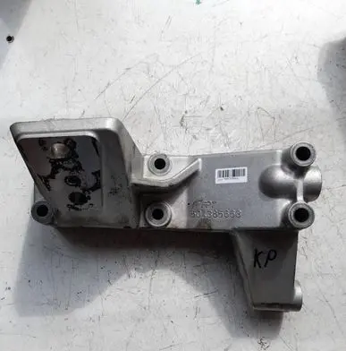 Iveco Daily 5th gen Engine mounting bracket 504385663