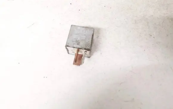 Volkswagen Golf IV Other relay 357911253