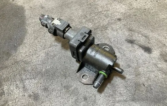 Vacuum valve