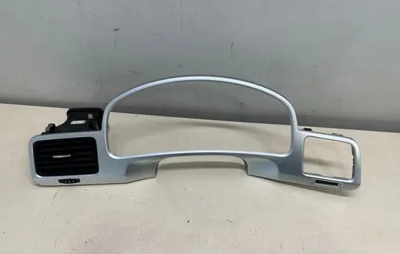 Volkswagen Touareg II Dashboard trim 7P1857221 7P1857189B