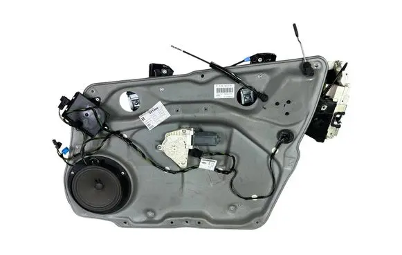 Mercedes-Benz A W169 Front door electric window regulator A1697203079