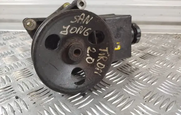 SsangYong Rexton Power steering pump