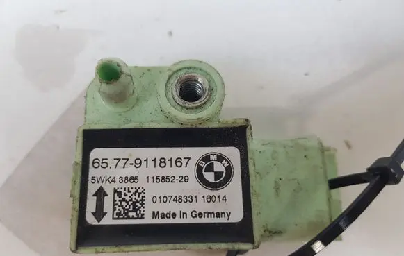 BMW 5 E60 E61 Airbag deployment crash/impact sensor 9118167 65779118167