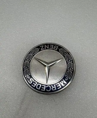 Mercedes-Benz CLA C117 X117 W117 Original wheel cap A1714000125