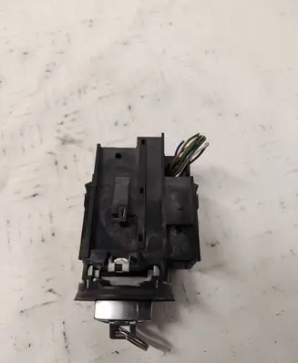 Volkswagen PASSAT B7 Ignition lock 3C0905843AA
