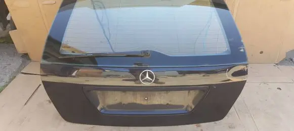 Mercedes-Benz C W203 Tailgate/trunk/boot lid
