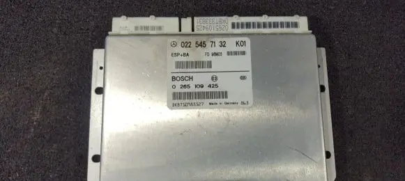 Mercedes-Benz A W168 ABS control unit/module 0225457132 065109425