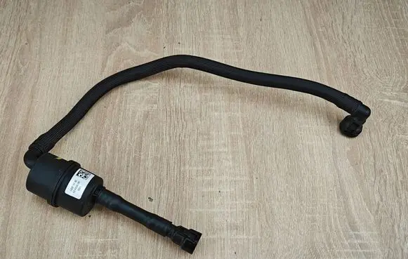 BMW 5 G30 G31 G38 Vacuum line/pipe/hose 8672524