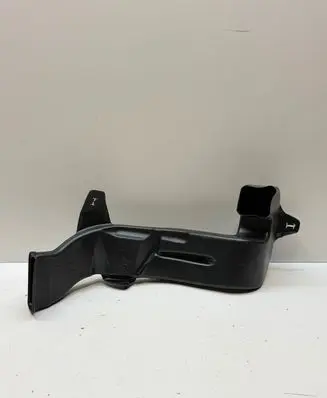 Audi Q7 4M Cabin air duct channel 4M0819804E