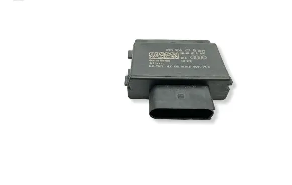 Audi A5 Fuel injection pump control unit/module 8W0906121B