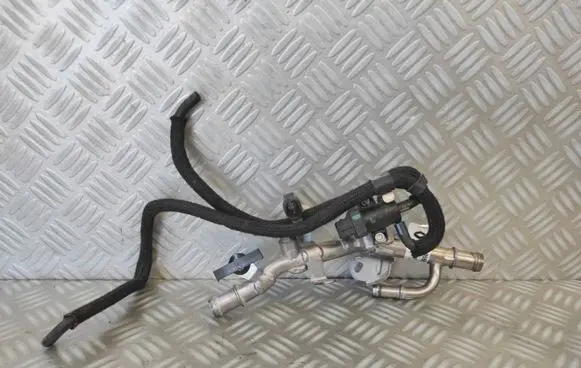 Renault Trafic III (X82) Engine coolant pipe/hose 140559221R