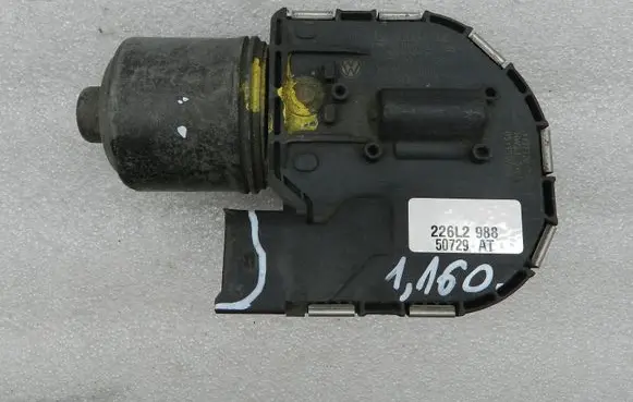 Volkswagen Touran I Wiper motor 1T0955120C 1T0955120