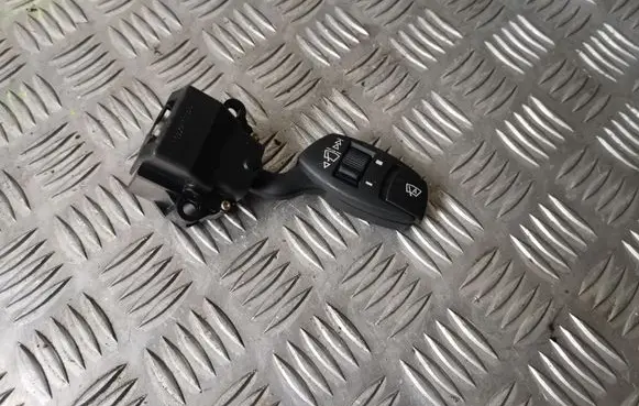 BMW 5 E60 E61 Wiper control stalk 6924106 01206100