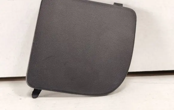 Renault Kangoo II Front tow hook cap/cover 511804337R