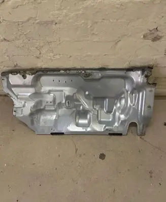 Volvo S60 Heat shield in engine bay 31335579