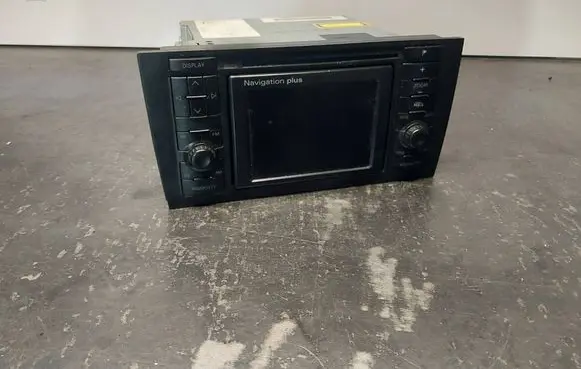 Audi A6 S6 C5 4B Radio/CD/DVD/GPS head unit 4B0035192H 7612001004