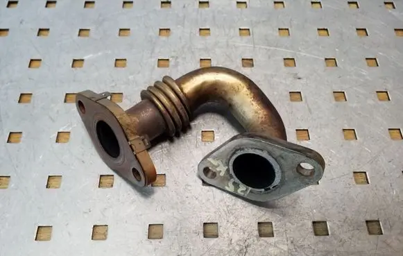 Seat Altea XL EGR valve line/pipe/hose 03G131521AM