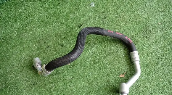 BMW X1 F48 F49 Air conditioning (A/C) pipe/hose 9365380