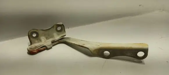 Toyota Land Cruiser (BJ70) Engine bonnet/hood hinges
