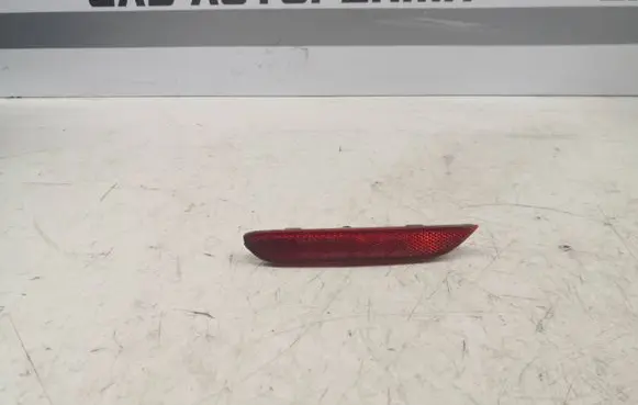 Nissan Qashqai Rear tail light reflector 3314207L