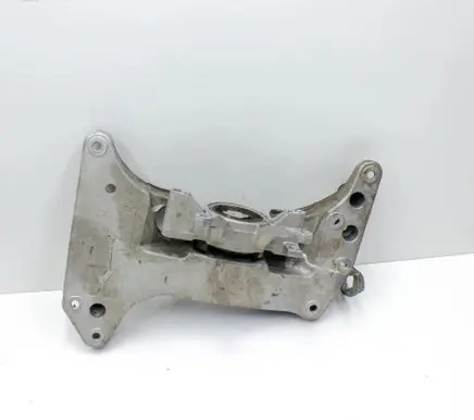 BMW 3 G20 G21 Gearbox mounting bracket 9485333 6861567
