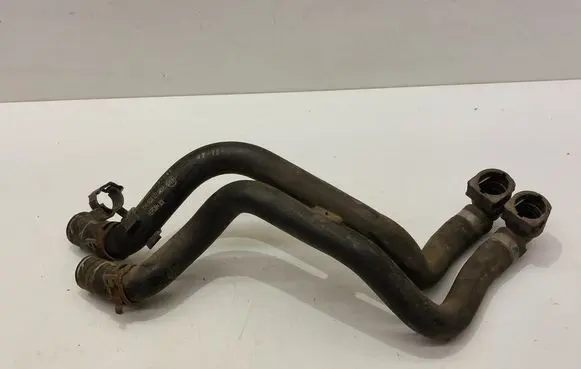 Volkswagen Jetta VI Coolant pipe/hose 5C0121049E