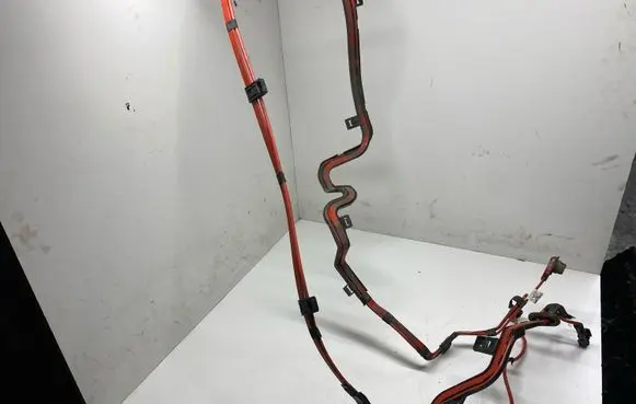 BMW 4 F32 F33 Positive cable (battery) 15974510