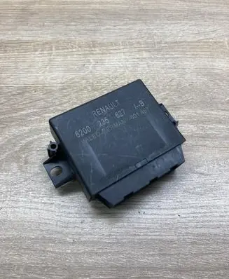 Renault Espace IV Parking PDC control unit/module 8200235627